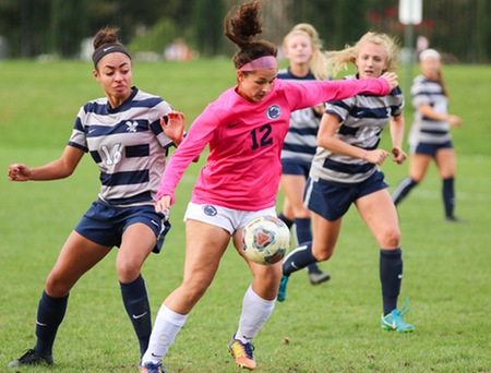 CAC-Leading UMW Holds Off Women's Soccer