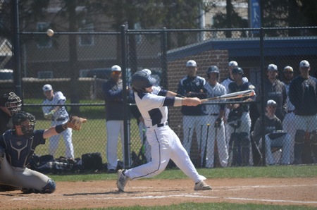 Baseball Team Finishes Off Four-Win Weekend with Two More Strong Offensive Showings