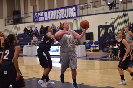 Snypse’s and Moyer’s Double-Double Not Enough against Frostburg